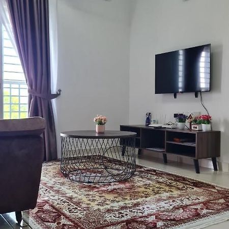 Alanis Suite Klia With Neflix 세팡 외부 사진